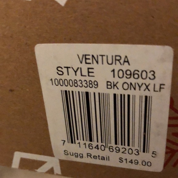 The sak Ventura Small Leather Crossbody Black Onyx Leaf NWT & Box - Picture 3 of 16